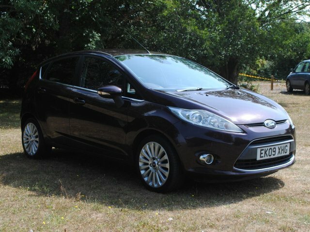 Ford Fiesta 1.4 Titanium Hatchback Red #5
