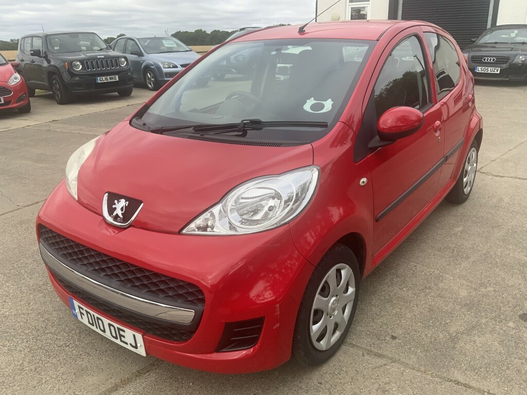 Peugeot 107 1.0 12V Urban 2010 Red
