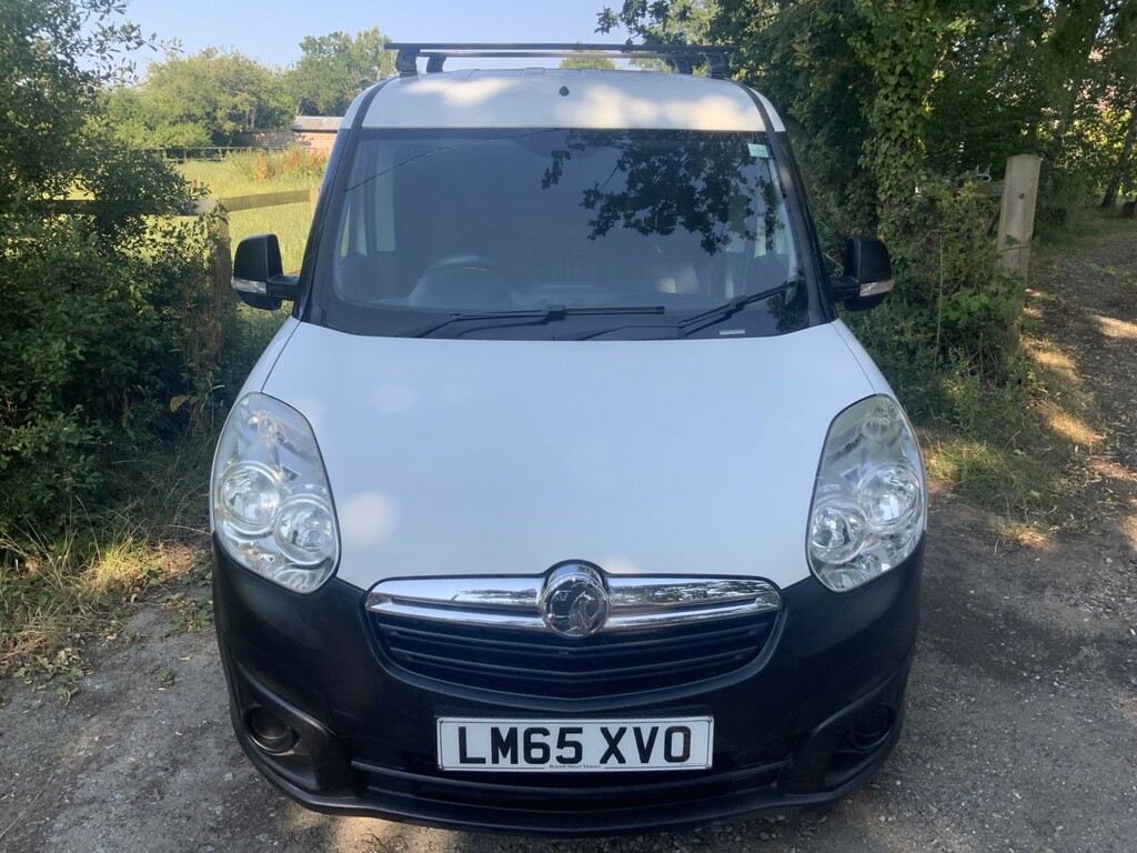 Vauxhall Combo 1.3L Null White #8