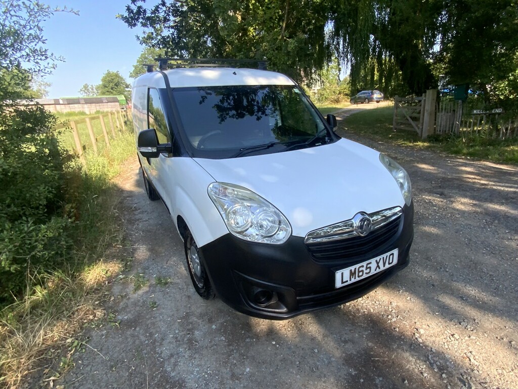 Vauxhall Combo 1.3L Null White #9