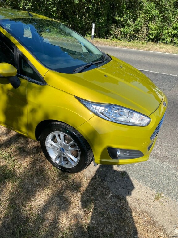 Ford Fiesta 1.3 Zetec 2016 BG16RGX Yellow #3