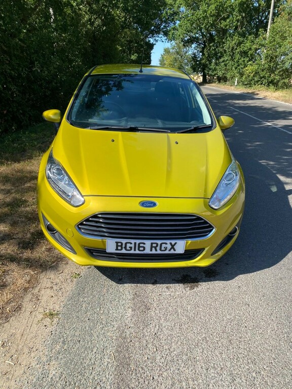 Ford Fiesta 1.3 Zetec Yellow