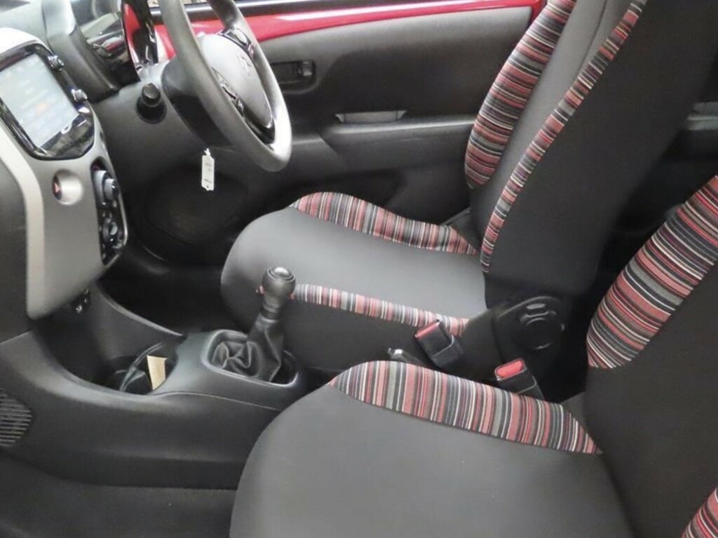 Citroen C1 1.0 Vti Feel Red #2