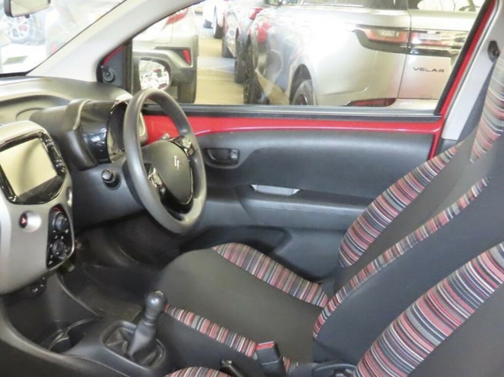Citroen C1 1.0 Vti Feel Red #2