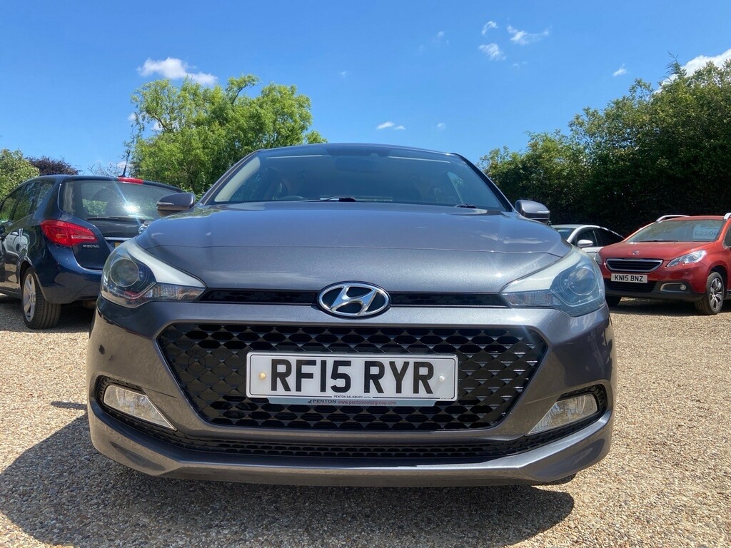 Hyundai I20 1.2 Blue Drive Se Hatchback Euro Red #28