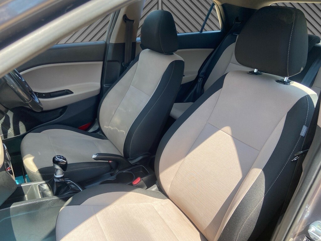 Hyundai I20 1.2 Blue Drive Se Hatchback Euro Red #13
