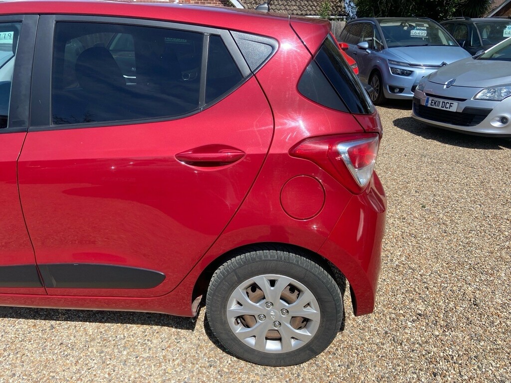 Hyundai I10 1.2 Premium Hatchback Euro 5 87 White #32