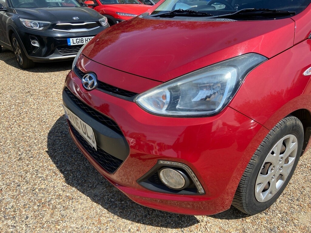Hyundai I10 1.2 Premium Hatchback Euro 5 87 White #29