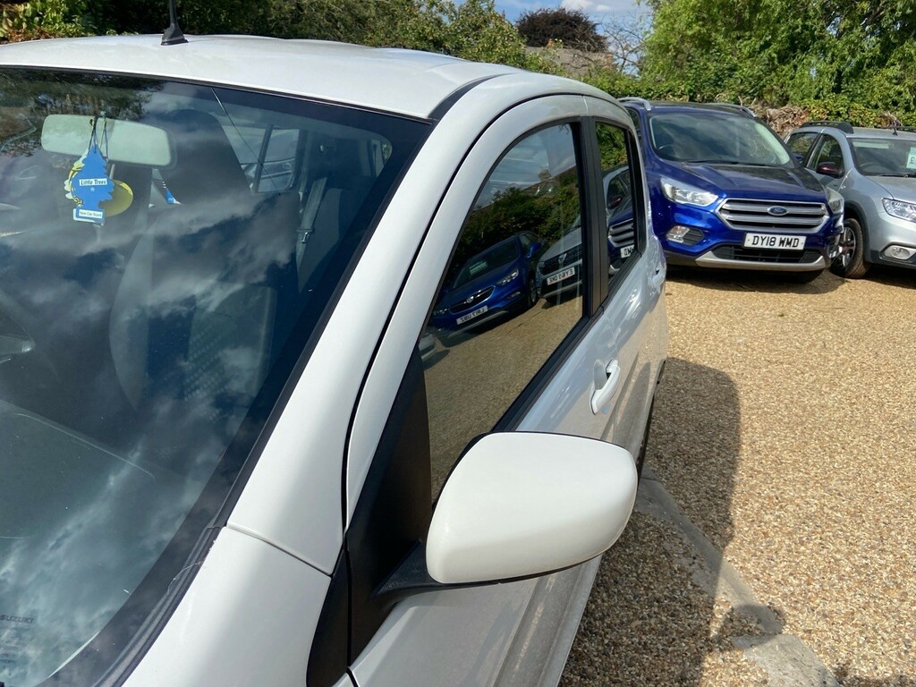 Suzuki Celerio 1.0 Sz2 Hatchback Euro 6 68 Ps White #34