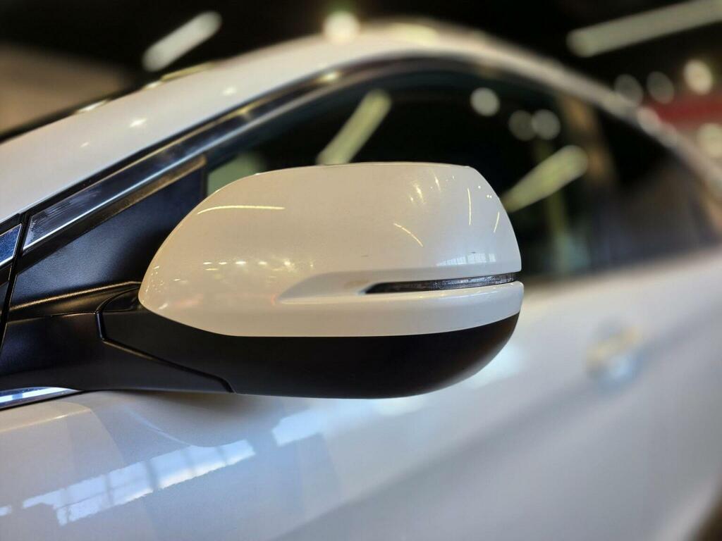 Honda Cr-V 2.0 I-vtec Se Plus Navi Suv 4Wd Eu White #6