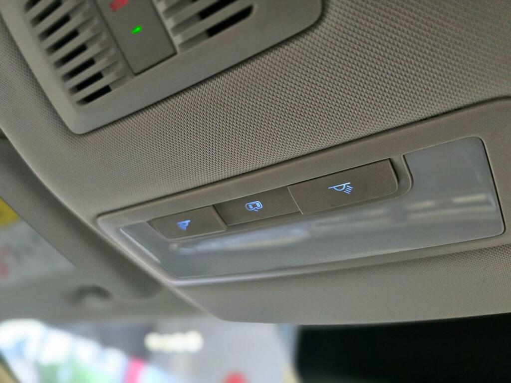 MG MG5 61.1Kwh Exclusive Long Range Estate A White #3