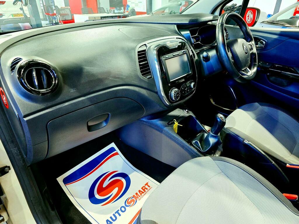 Renault Captur 1.5 Dci Energy Dynamique Nav Suv White #3