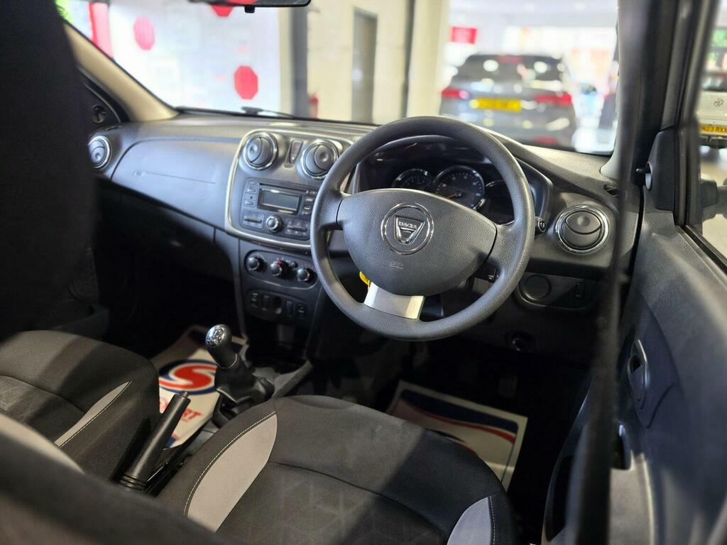 Dacia Sandero Stepway Dacia Sandero Stepway Ambiance Red #35