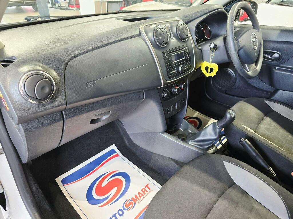 Dacia Sandero Stepway Dacia Sandero Stepway Ambiance Red #52