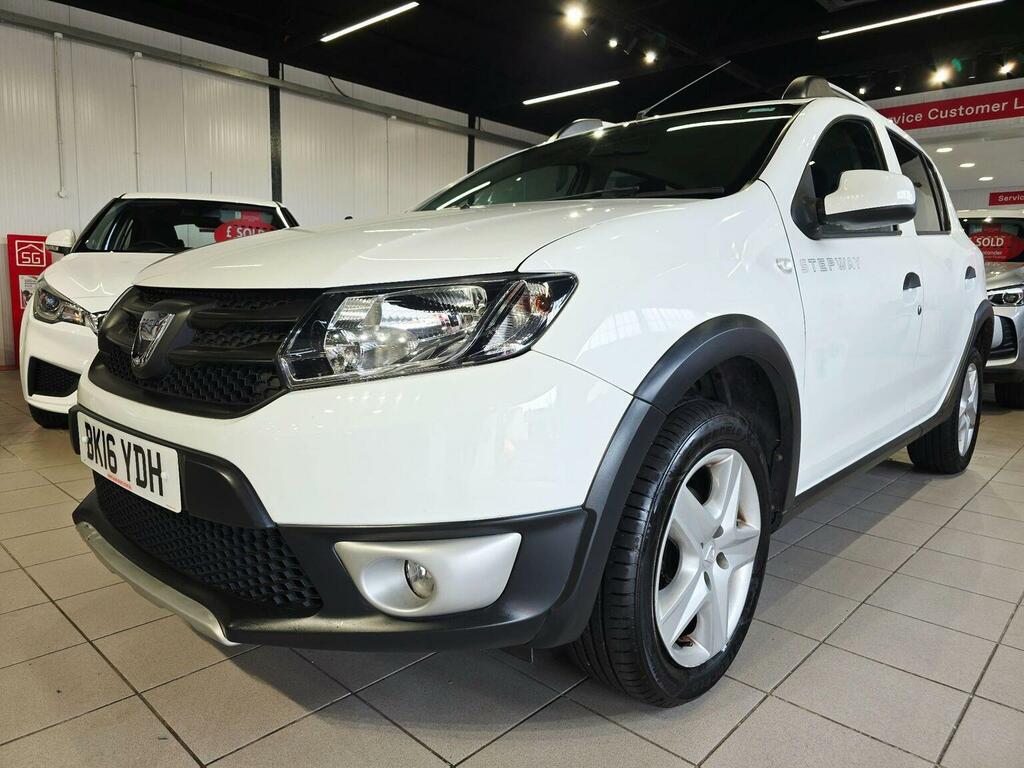Dacia Sandero Stepway Dacia Sandero Stepway Ambiance Red #51