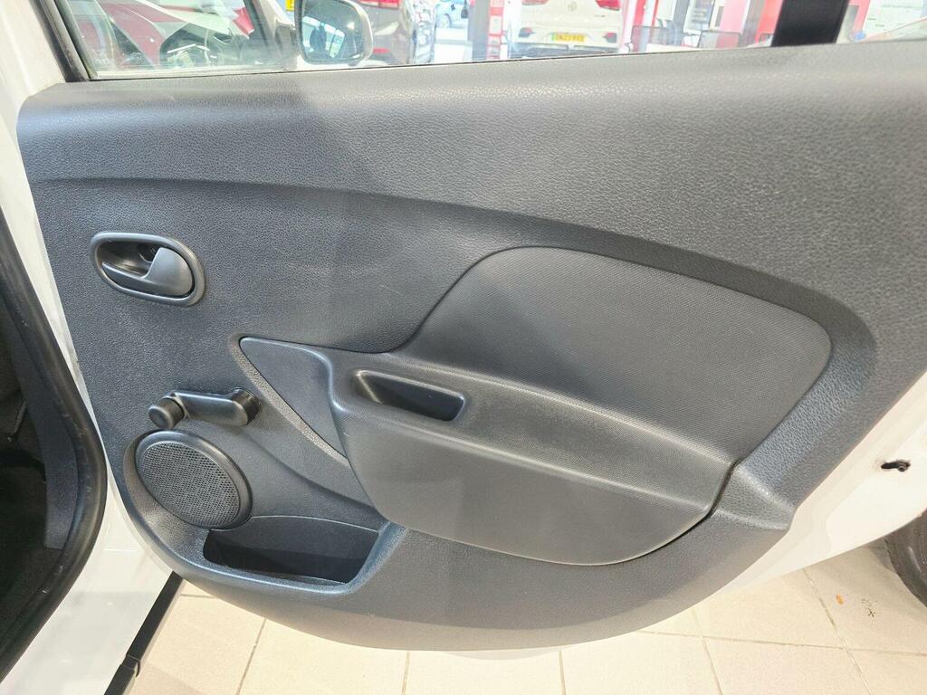 Dacia Sandero Stepway Dacia Sandero Stepway Ambiance Red #36