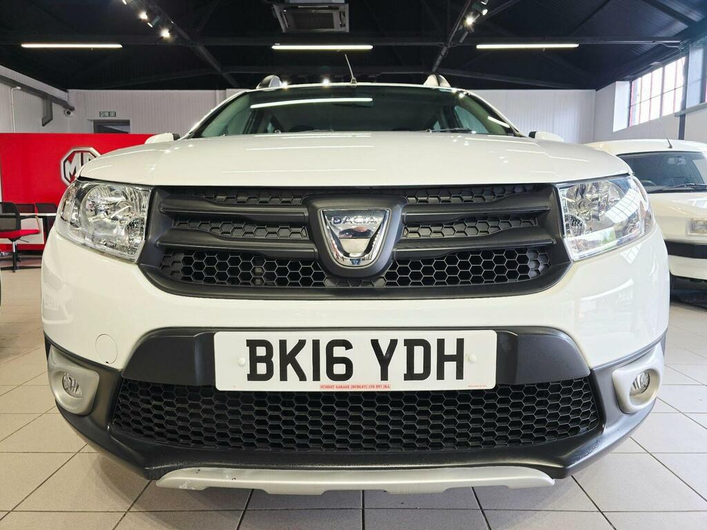 Dacia Sandero Stepway 1.5 Dci Ambiance Euro 6 Ss White #2
