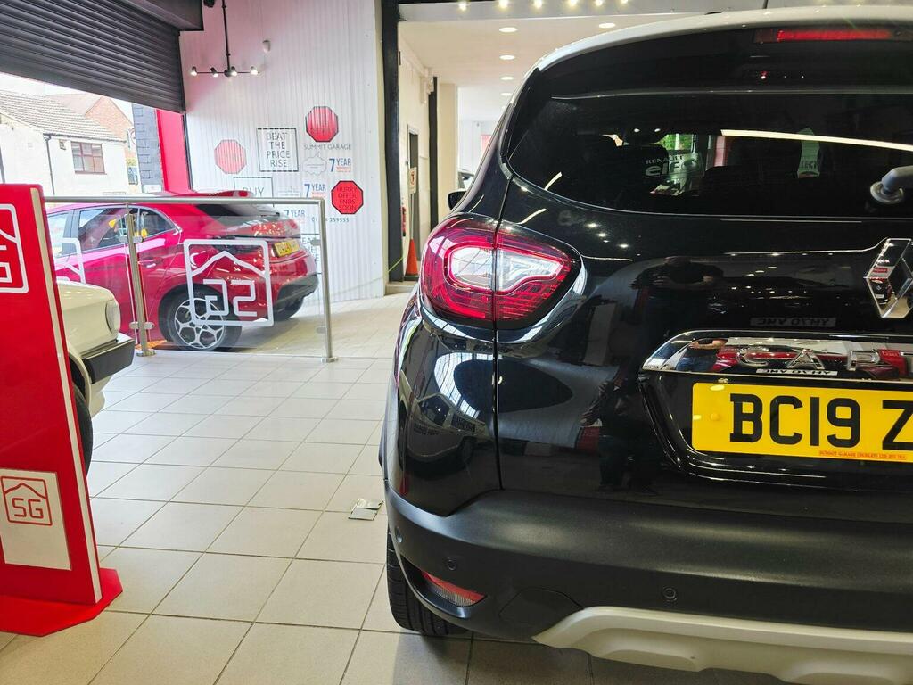 Renault Captur Renault Captur 1.5 Dci Energy Gt Line Black #52
