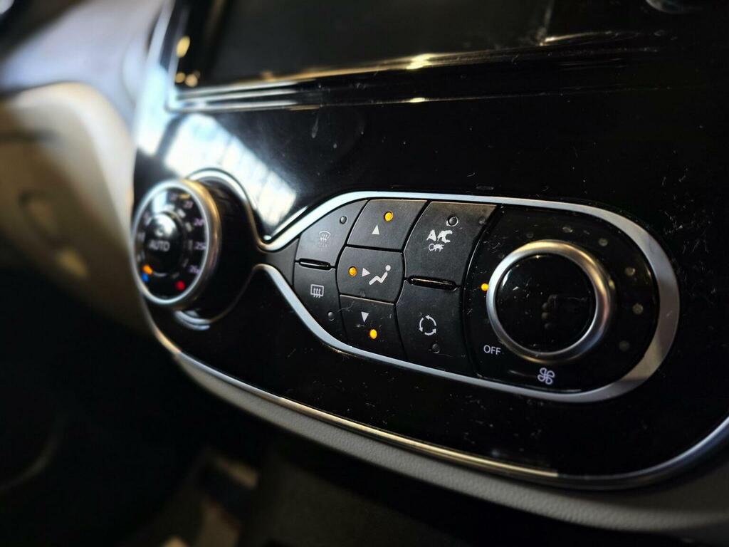 Renault Captur Renault Captur 1.5 Dci Energy Gt Line Black #13