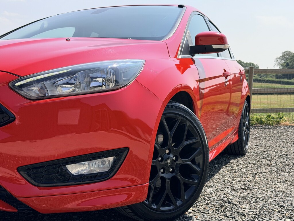 Ford Focus 1.0 T Ecoboost Zetec S Red #2
