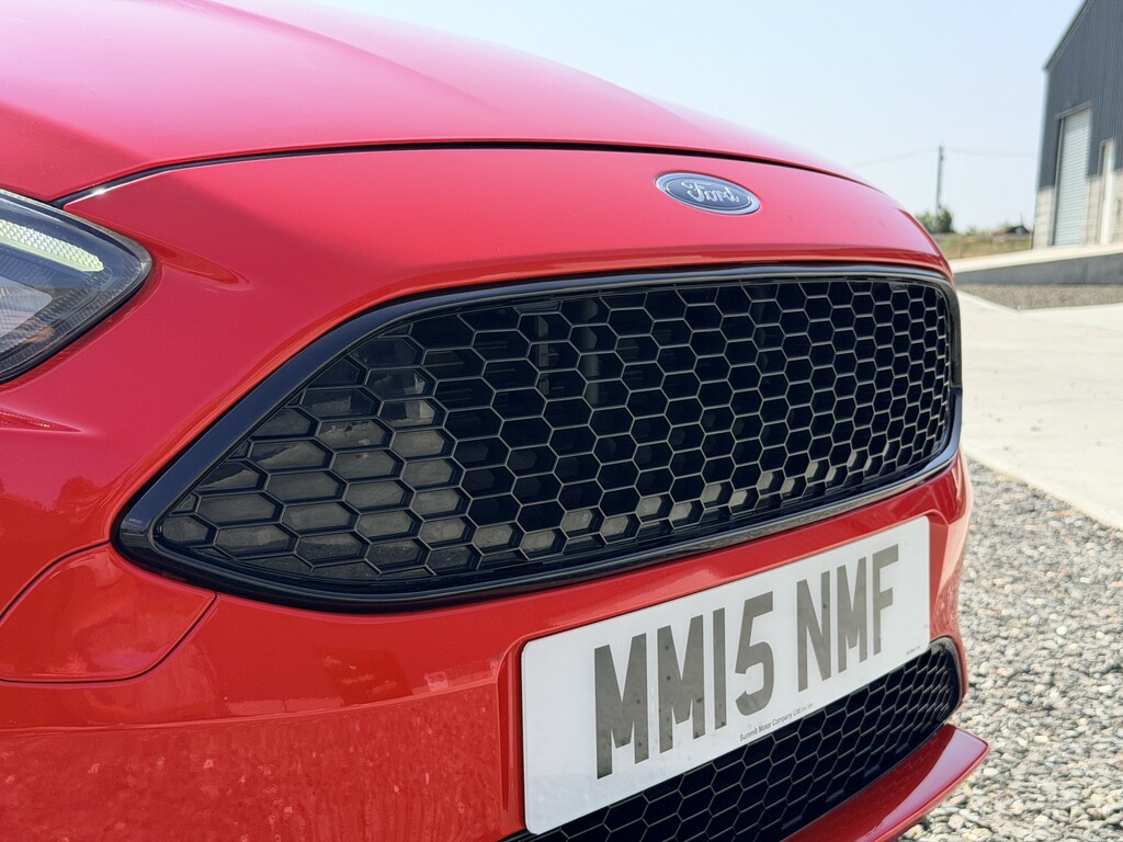 Ford Focus 1.0 T Ecoboost Zetec S Red #4