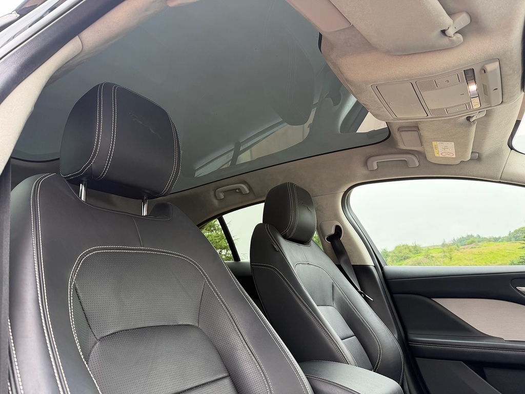 Jaguar I-Pace 400 Hse Black U733 Ulez LC22CJY Black #2