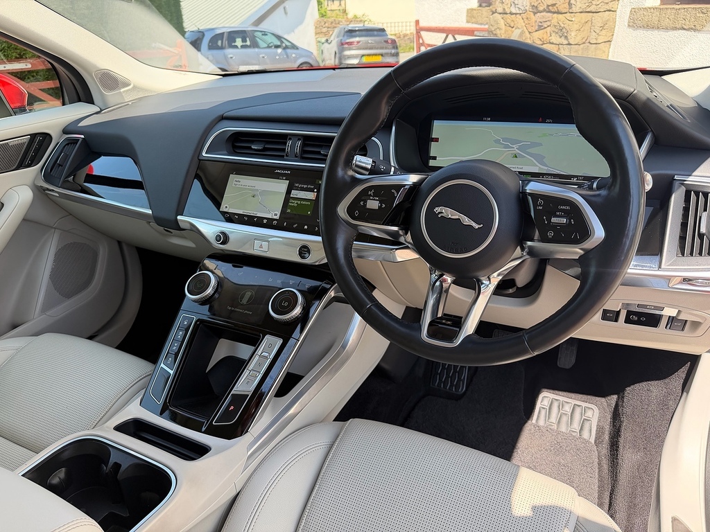 Jaguar I-Pace 400 Se U737 Ulez AE19NUB Red #5