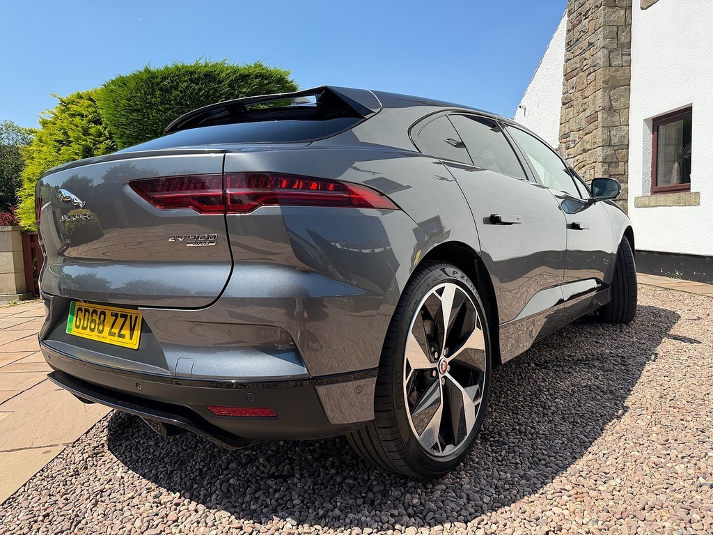 Jaguar I-Pace 400 First Edition U736 Ulez GD68ZZV Grey #4