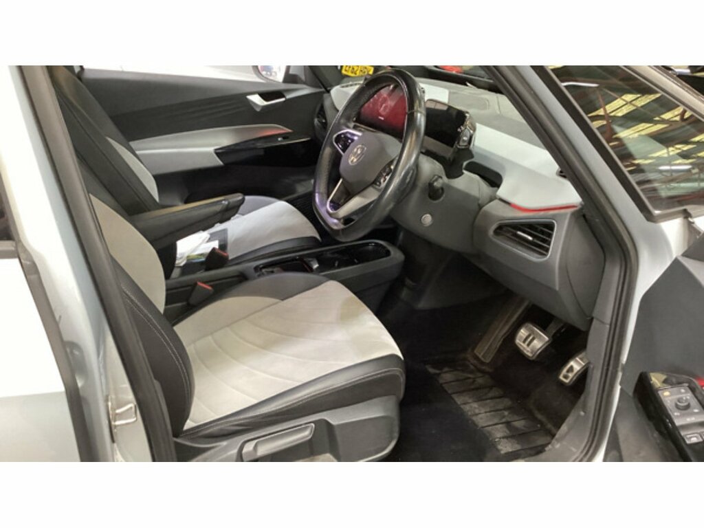 Volkswagen ID.3 Pro Performance Family U744 Ulez Silver #3