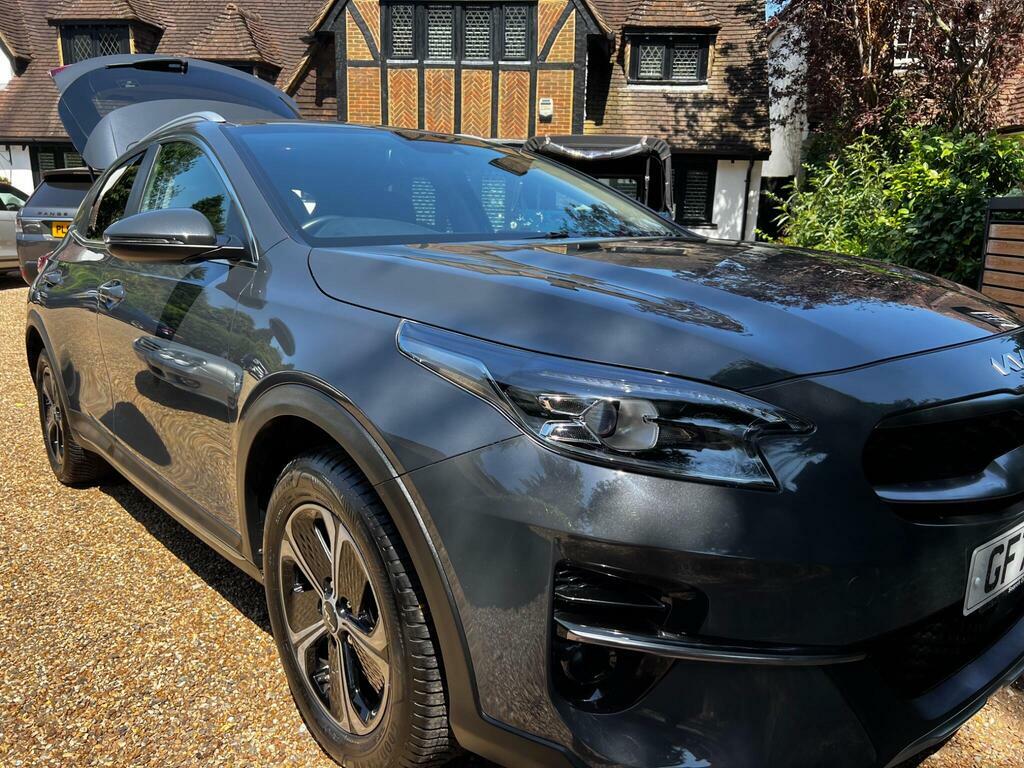 Kia Xceed 2 Red #10