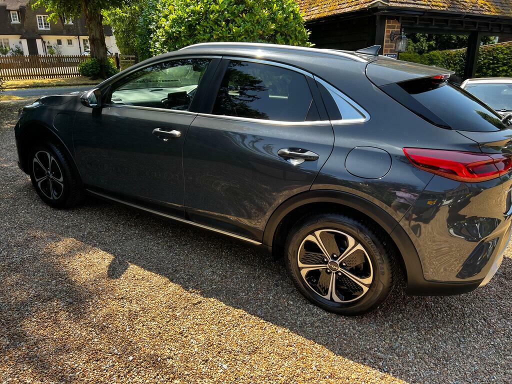 Kia Xceed 2 Red #16