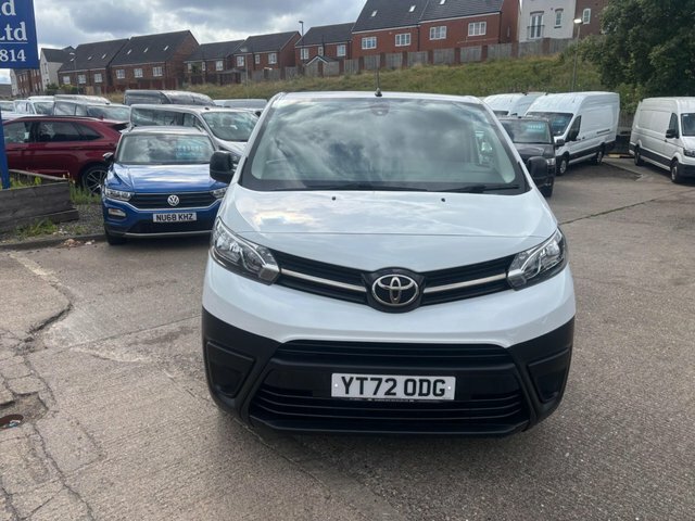 Toyota PROACE Icon Medium Panel Van White #3