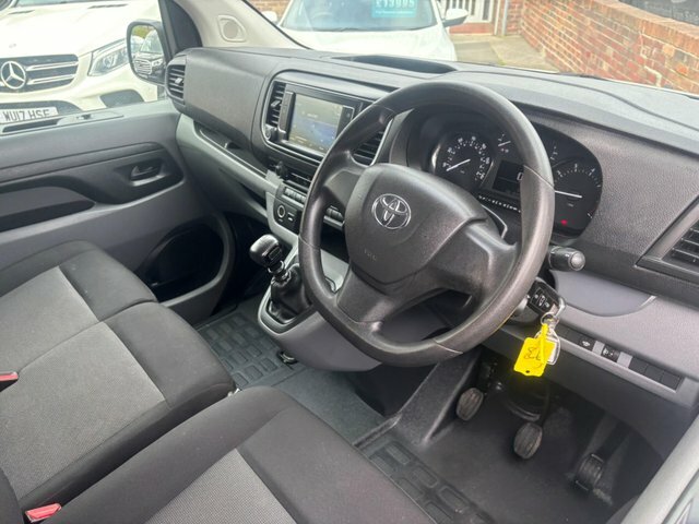 Toyota PROACE L1 Icon No Vat Smartphone Link Rear Camera Bluet Grey #10