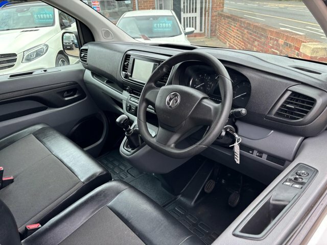 Vauxhall Vivaro 1.5 Turbo D 2700 Sportive L1 H1 Euro 6 Ss White #12