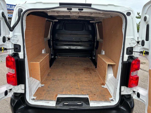 Vauxhall Vivaro 1.5 Turbo D 2700 Sportive L1 H1 Euro 6 Ss White #15