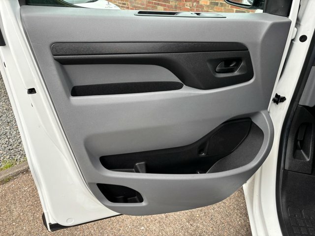 Vauxhall Vivaro 1.5 Turbo D 2700 Sportive L1 H1 Euro 6 Ss White #21