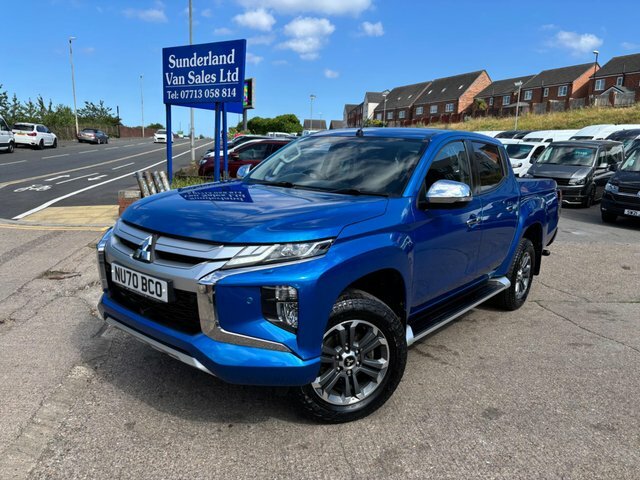 Mitsubishi L200 Di-d Dc Barbarian X Blue