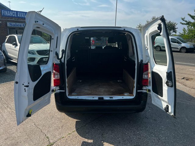 Peugeot Partner Bluehdi 1000 Professional Premium Swb A C Euro 6 Black #7