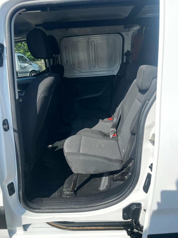 Peugeot Partner Bluehdi 1000 Professional Premium Swb A C Euro 6 Black #17