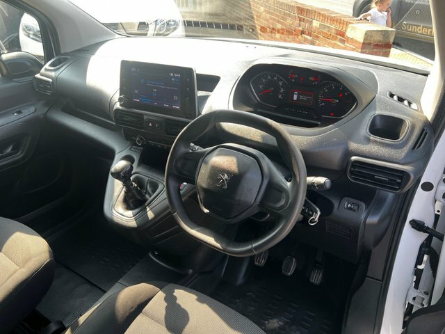 Peugeot Partner Bluehdi 1000 Professional Premium Swb A C Euro 6 Black #13