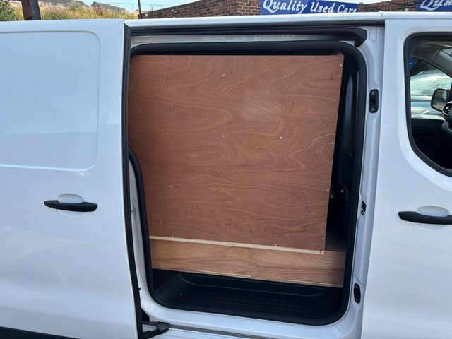 Peugeot Expert Panel Van 1.5 Bluehdi 1200 Professional Long Panel White #18