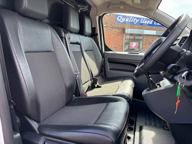 Peugeot Expert Panel Van 1.5 Bluehdi 1200 Professional Long Panel White #15