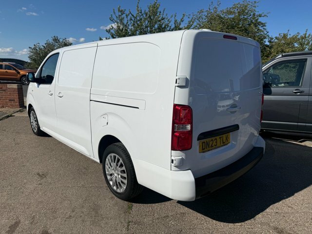 Vauxhall Vivaro Turbo D 2900 Pro White #3