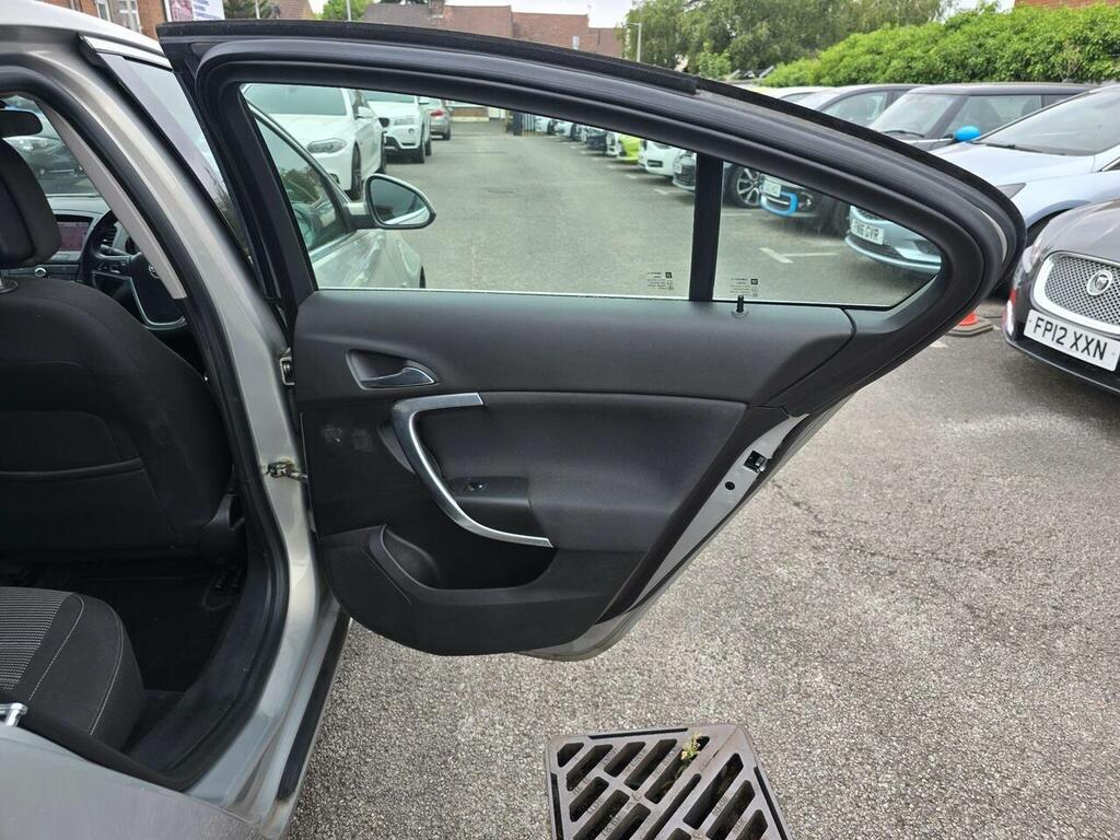 Vauxhall Insignia Hatchback Black #32