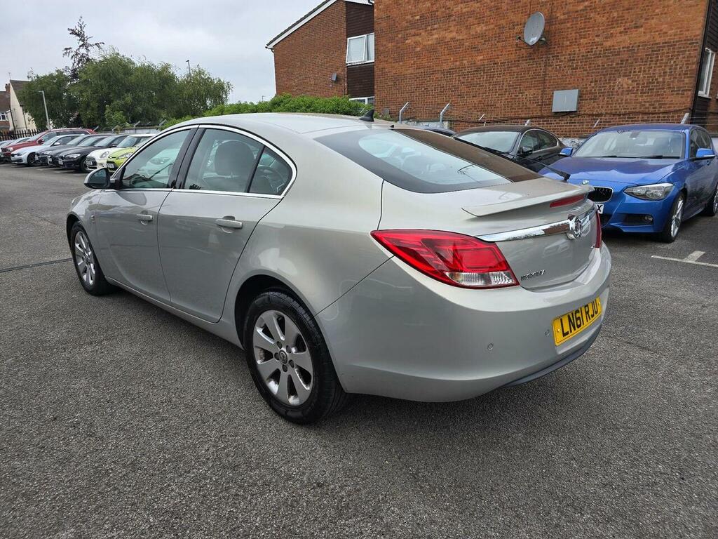 Vauxhall Insignia Hatchback Black #8