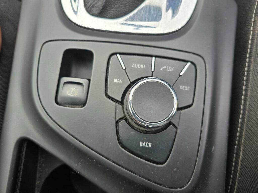 Vauxhall Insignia Hatchback Black #30