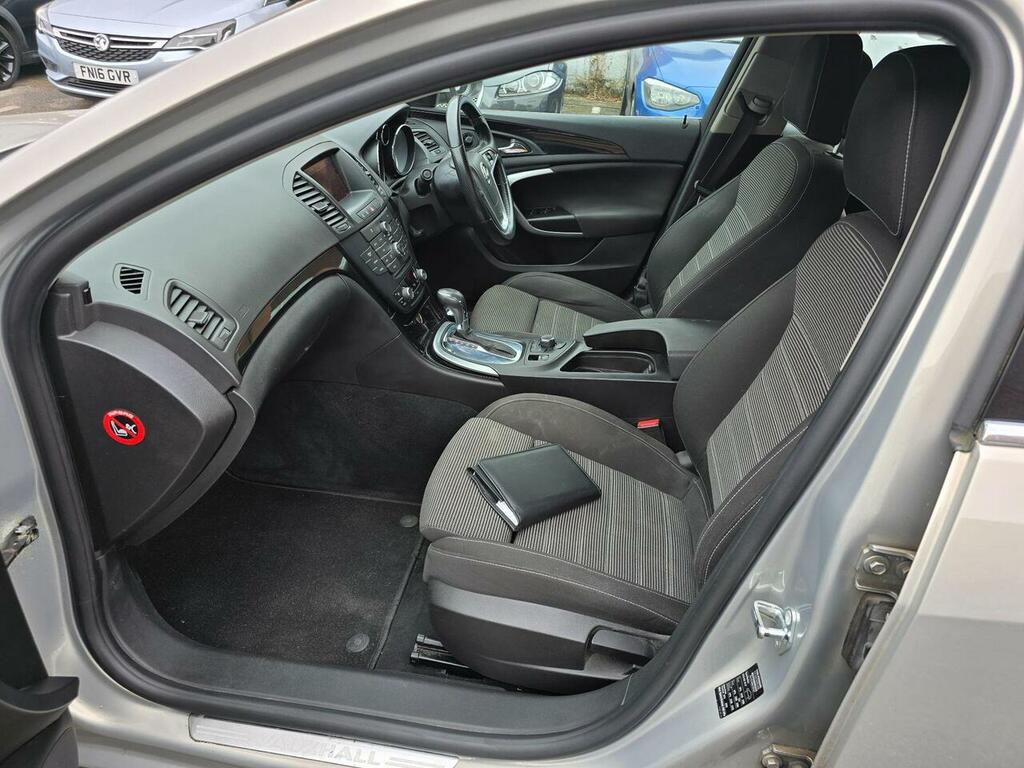 Vauxhall Insignia Hatchback Black #35