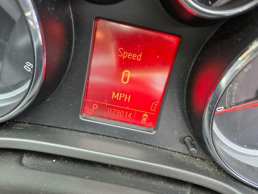 Vauxhall Insignia Hatchback Black #24