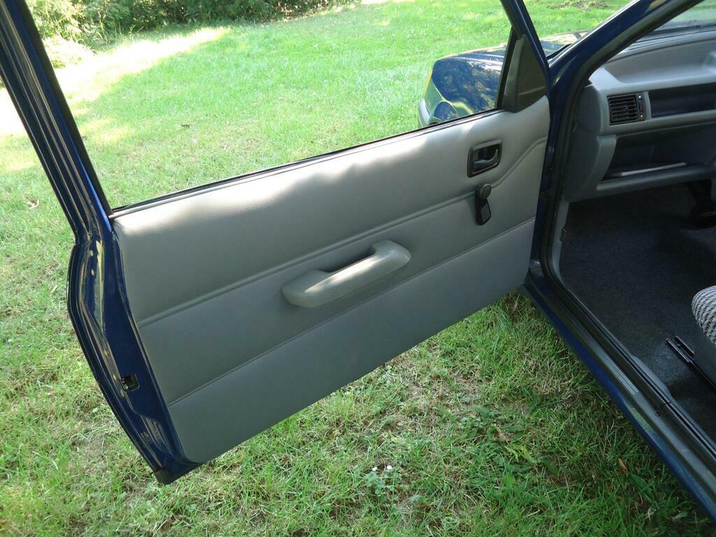 Ford Fiesta F 1989 111,500 Miles  #24