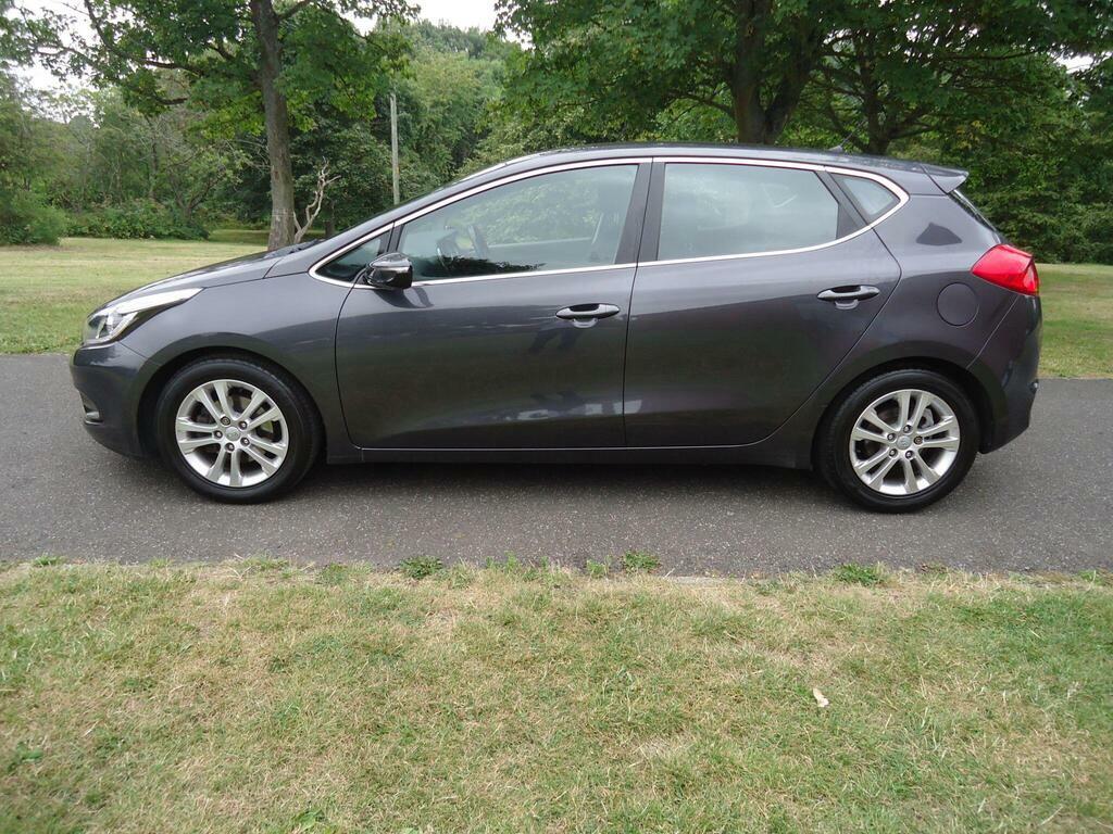 Kia Ceed 1.6 Crdi Ecodynamics 2 Euro 5 S S Silver #2